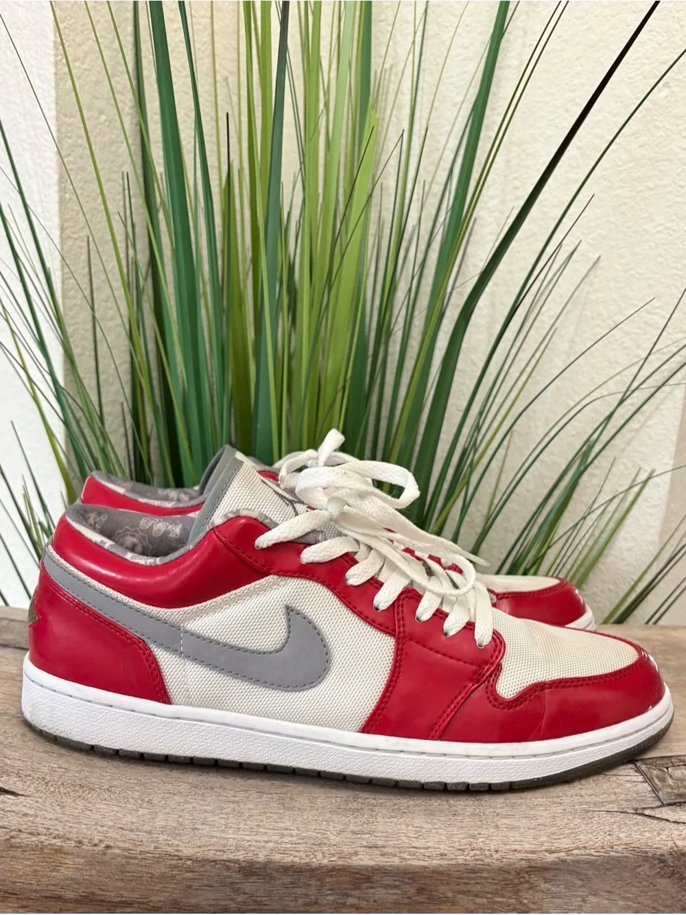 Air Jordan 1 Retro Low South Side Sneakers